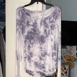 American Eagle Longsleeve